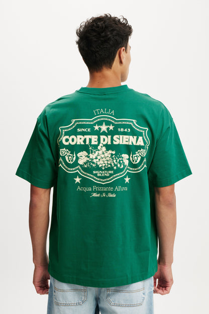 Box Fit Graphic T-Shirt