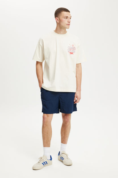Box Fit Graphic T-Shirt