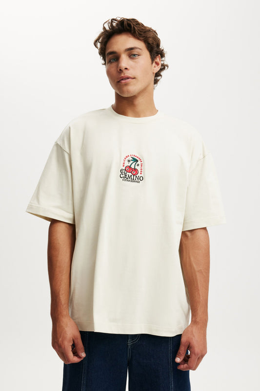 Box Fit Graphic T-Shirt