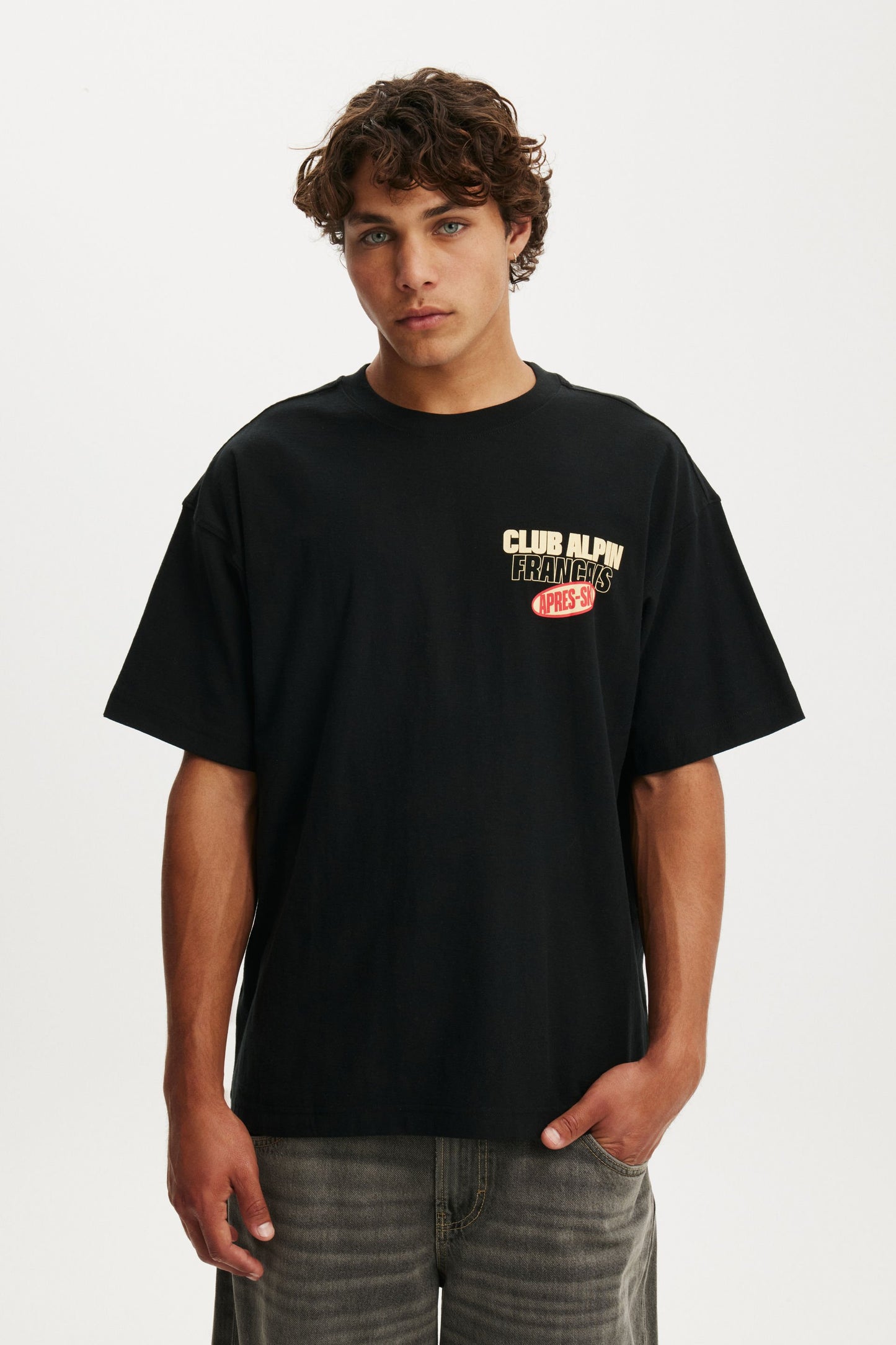 Box Fit Graphic T-Shirt