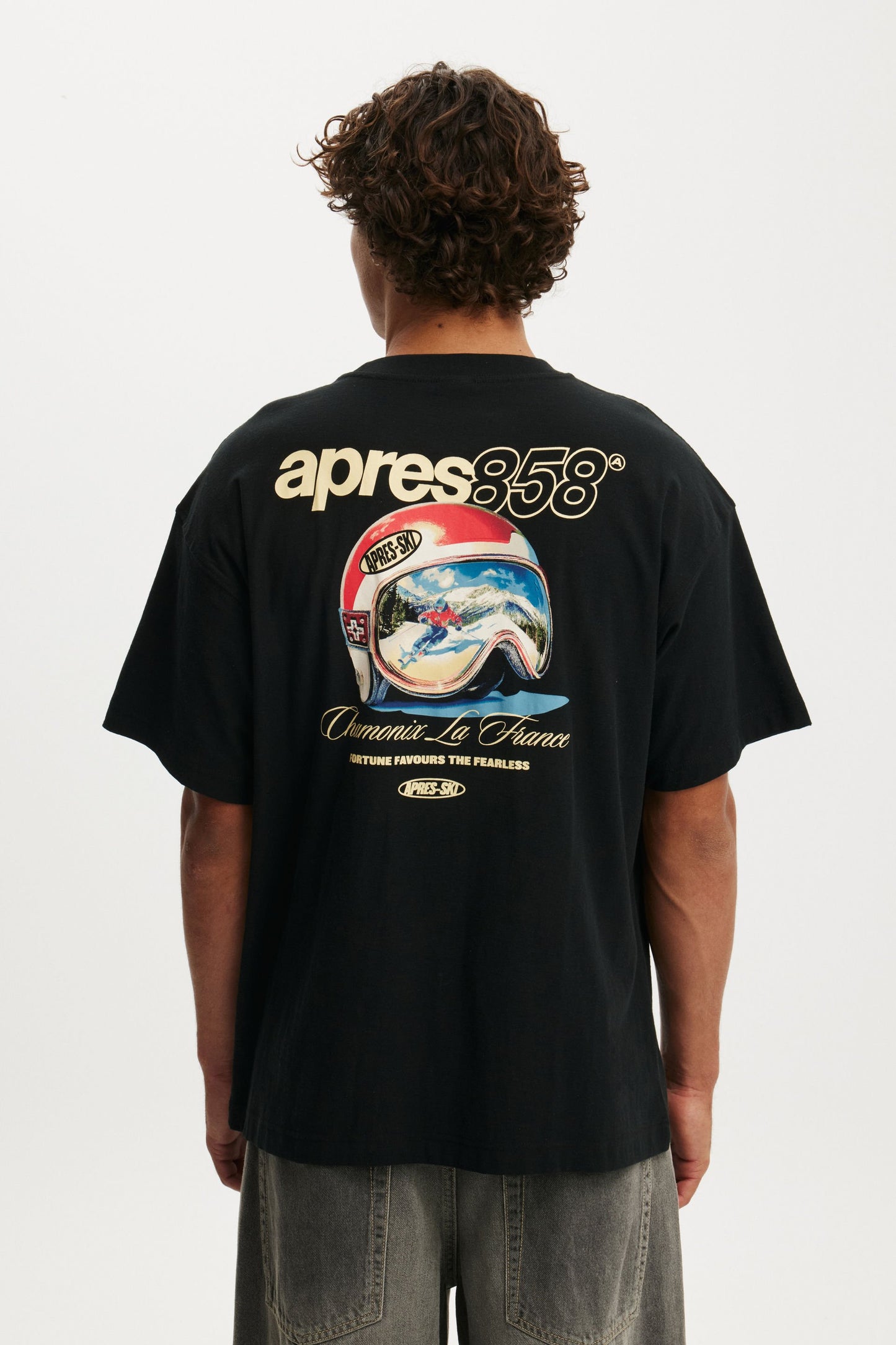 Box Fit Graphic T-Shirt