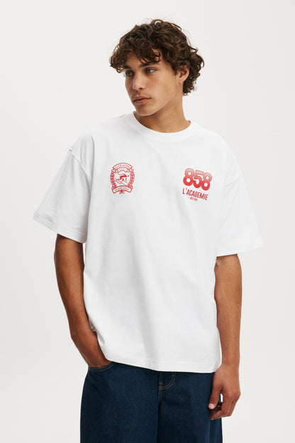 Box Fit Graphic T-Shirt