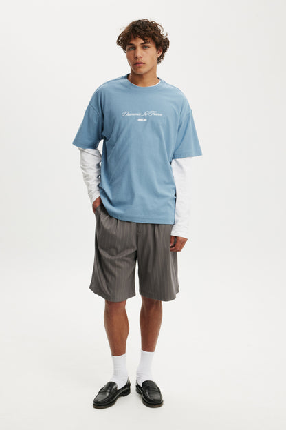 Box Fit Graphic T-Shirt