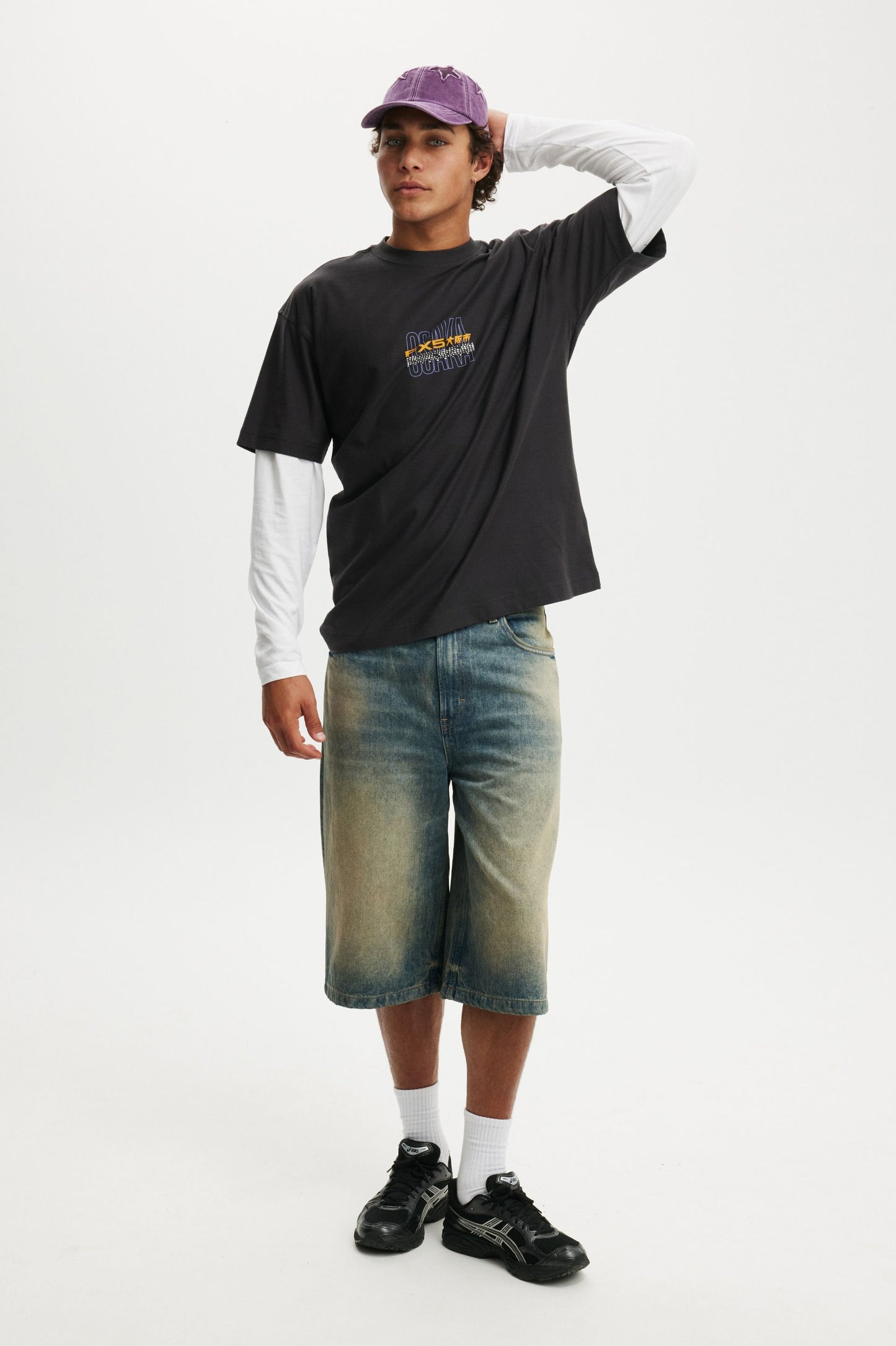 Box Fit Graphic T-Shirt