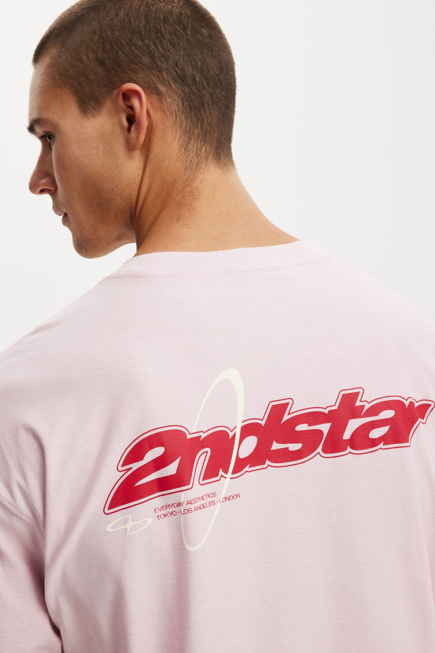 Box Fit Graphic T-Shirt