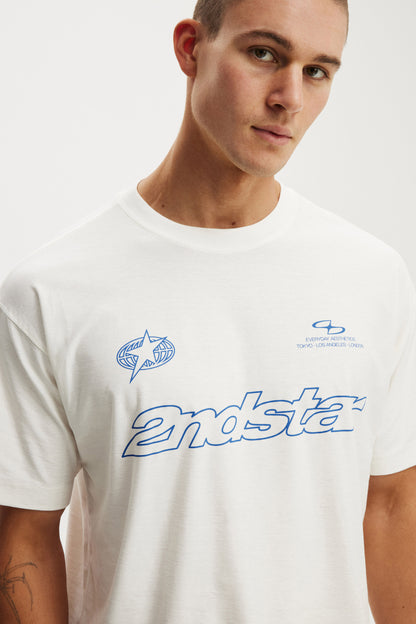 Box Fit Graphic T-Shirt