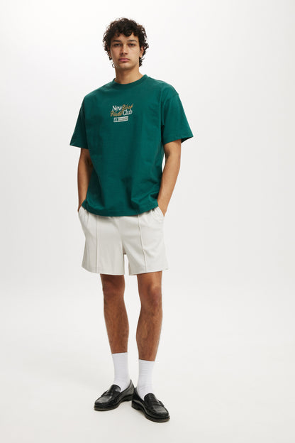 Box Fit Graphic T-Shirt