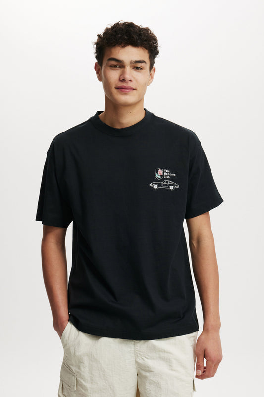 Box Fit Graphic T-Shirt