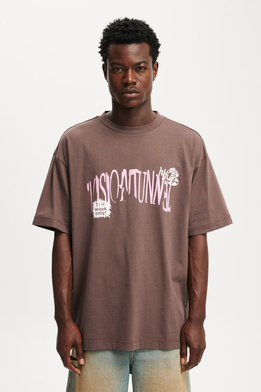 Box Fit Graphic T-Shirt