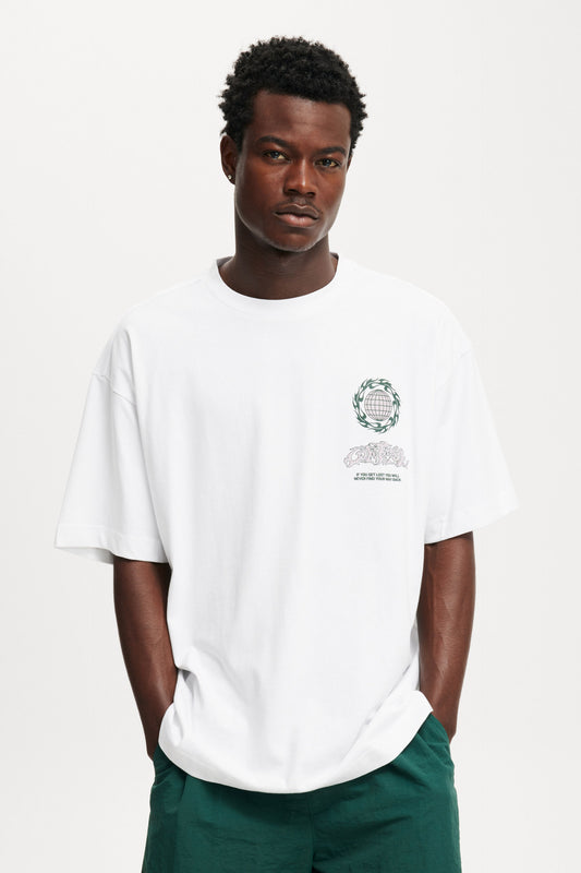 Box Fit Graphic T-Shirt