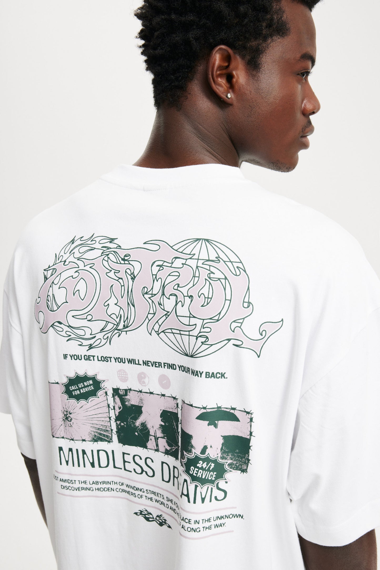 Box Fit Graphic T-Shirt