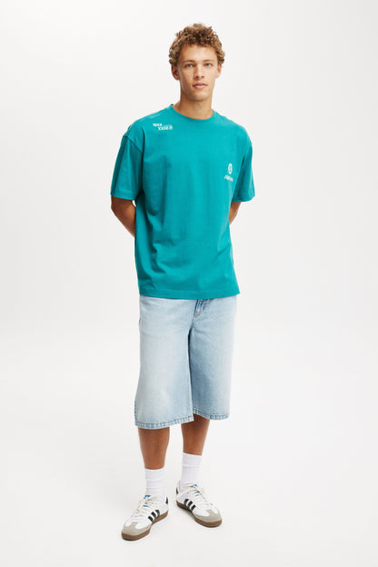 Box Fit Graphic T-Shirt