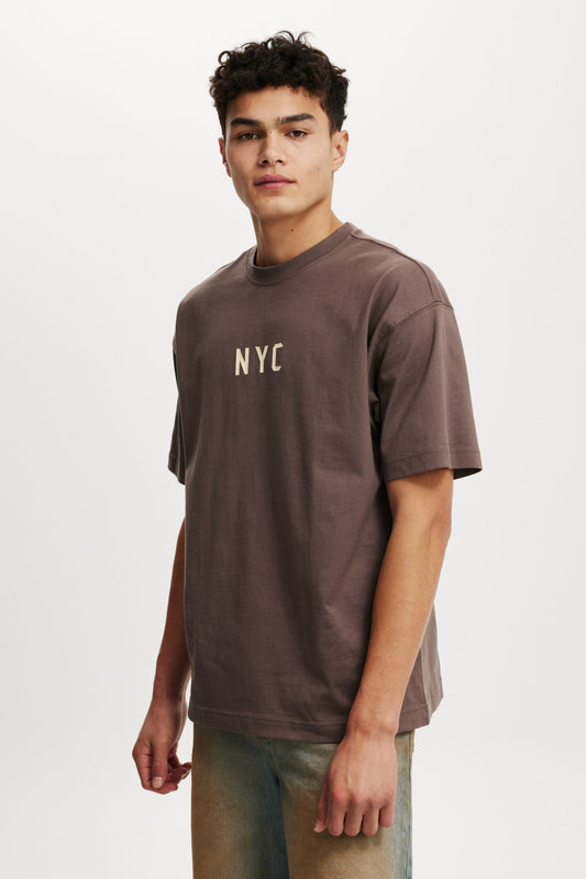 Box Fit Graphic T-Shirt