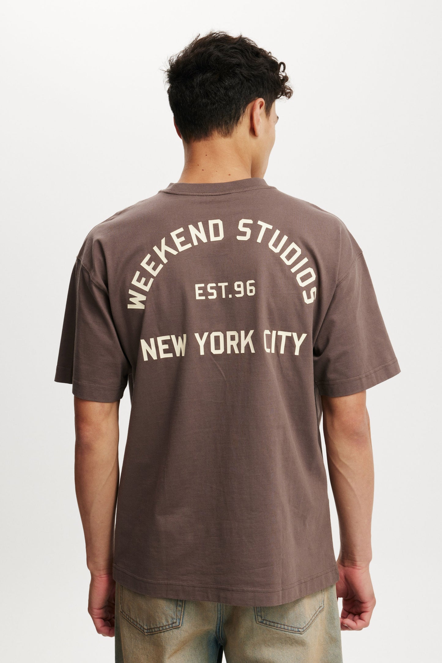 Box Fit Graphic T-Shirt