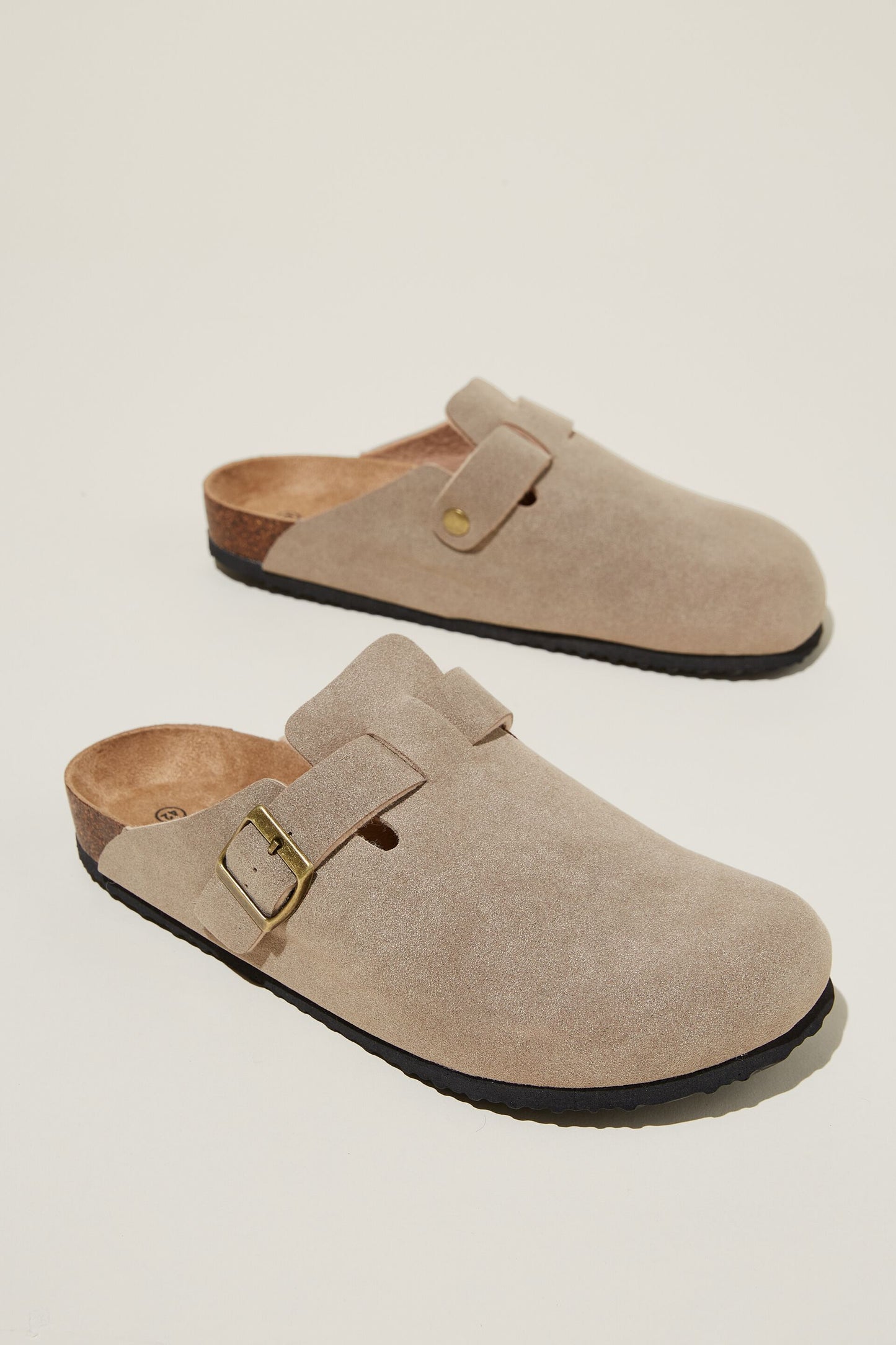 ClOne Size (OS)ed Toe Buckle Slide