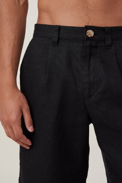 Linen Pleat Short