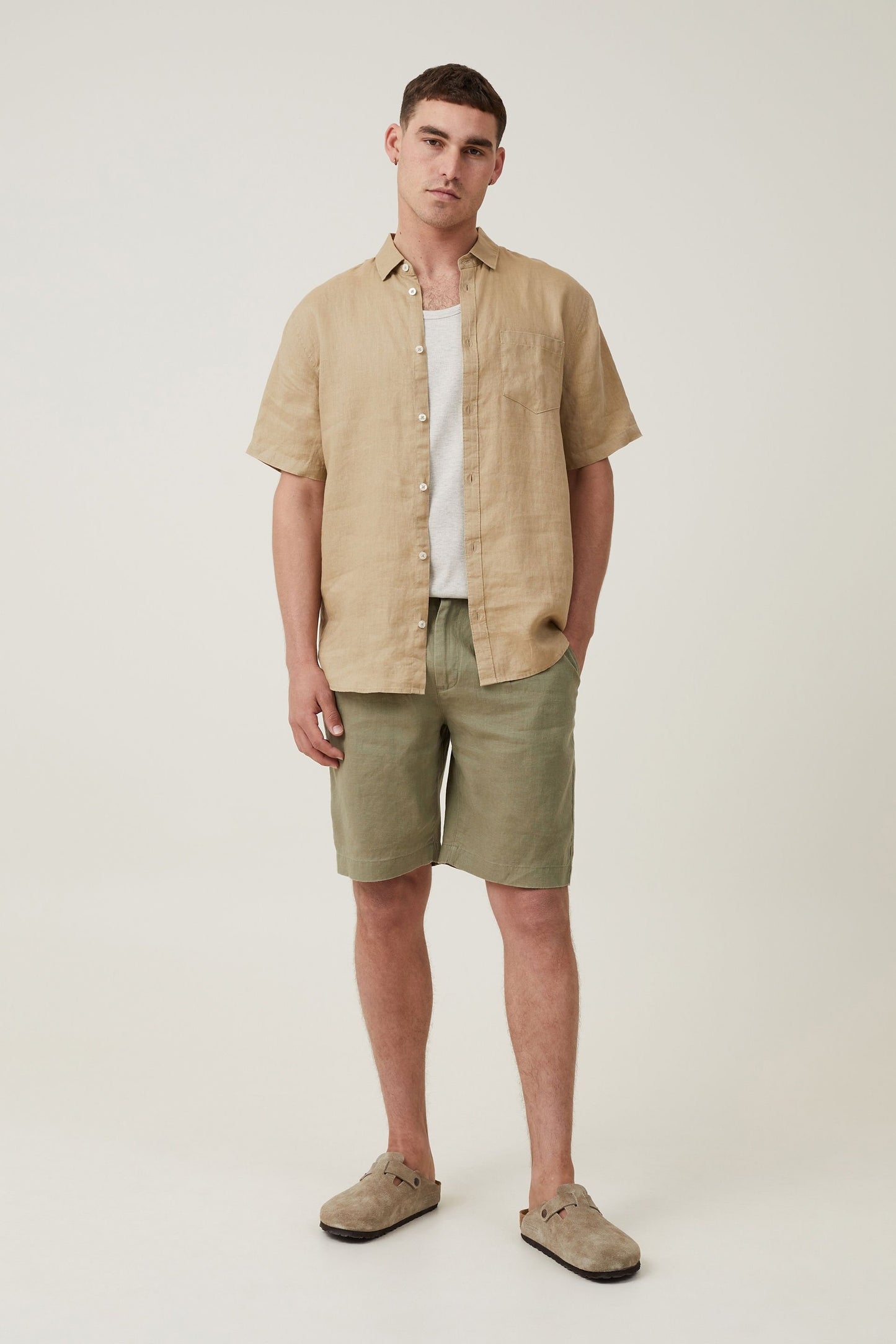 Linen Pleat Short