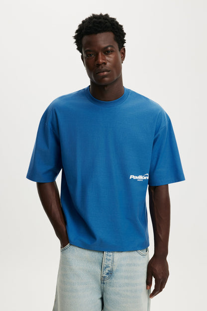 Cropped Fit Graphic T-Shirt