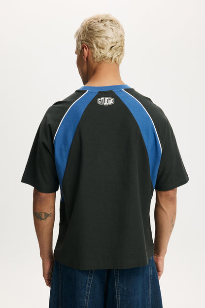 Cropped Fit Graphic T-Shirt