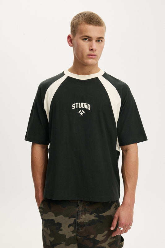 Cropped Fit Graphic T-Shirt