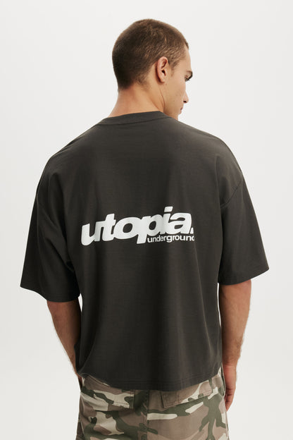 Cropped Fit Graphic T-Shirt