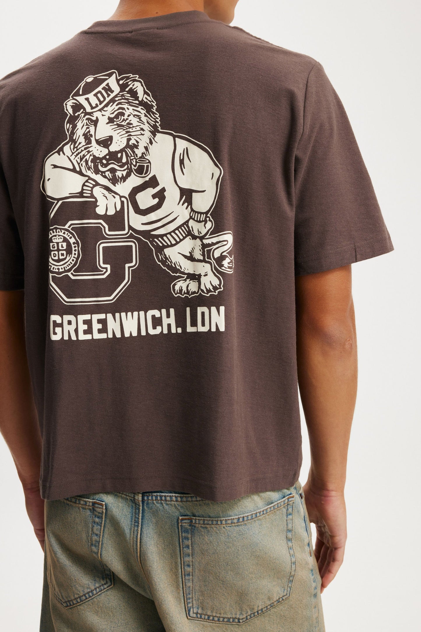 Cropped Fit Graphic T-Shirt