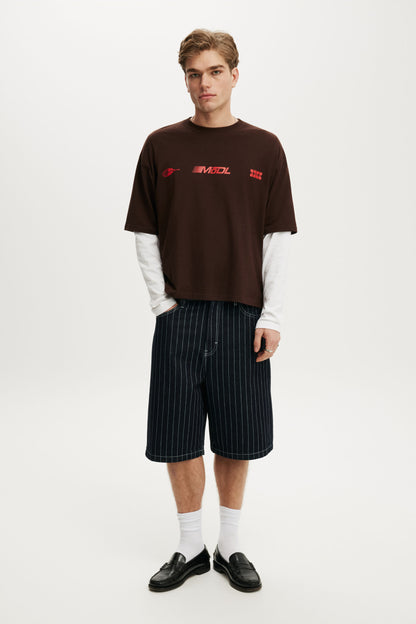 Cropped Fit Graphic T-Shirt