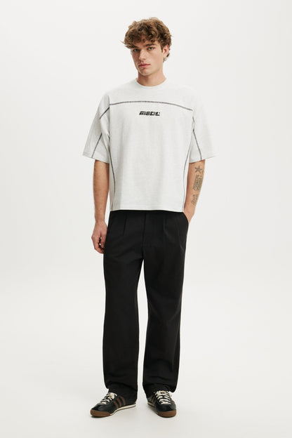 Cropped Fit Graphic T-Shirt