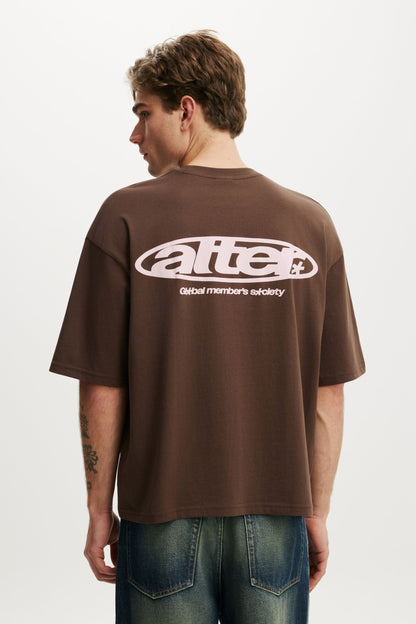 Cropped Fit Graphic T-Shirt