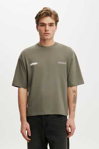 Cropped Fit Graphic T-Shirt
