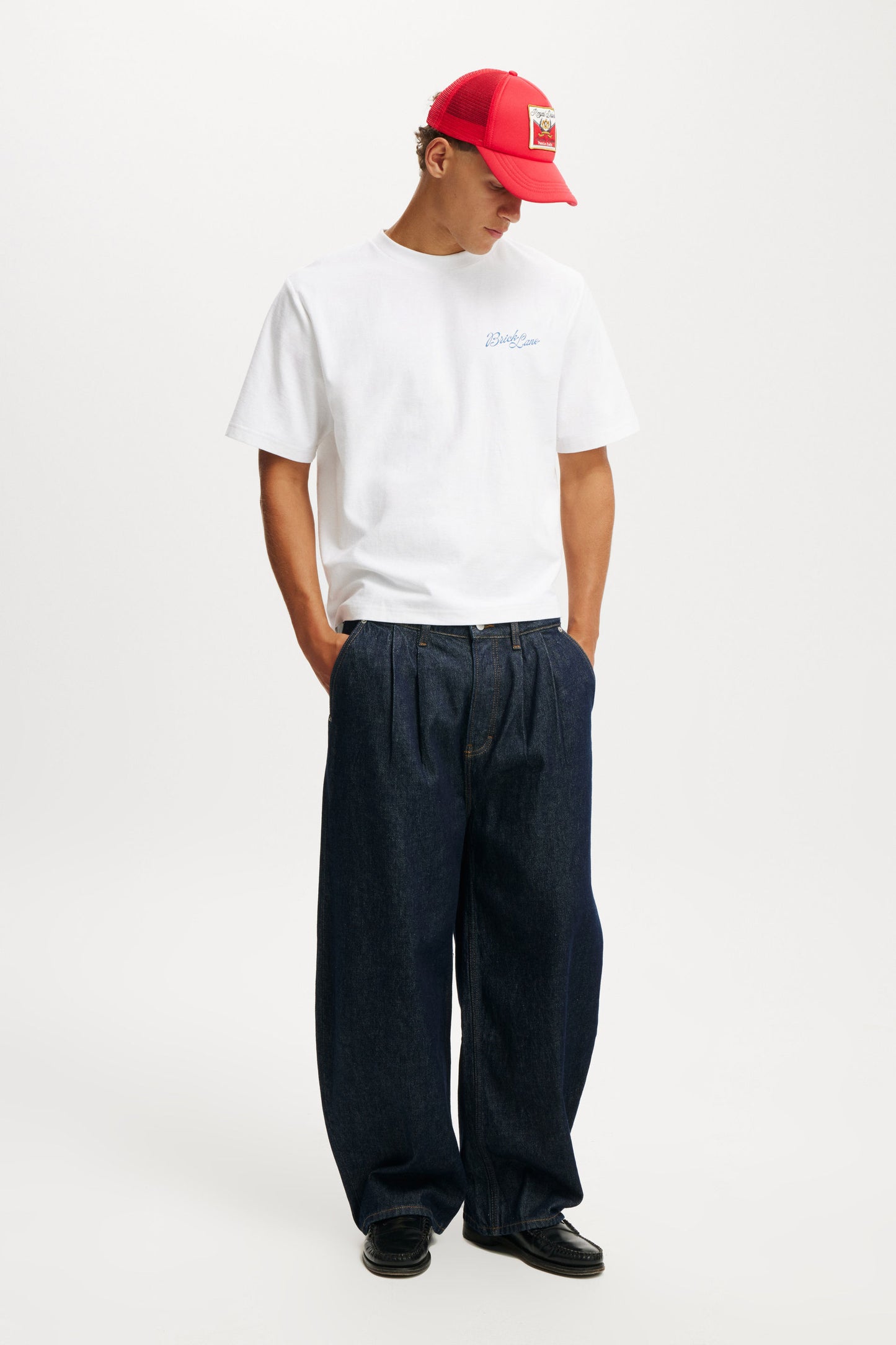 Cropped Fit Graphic T-Shirt