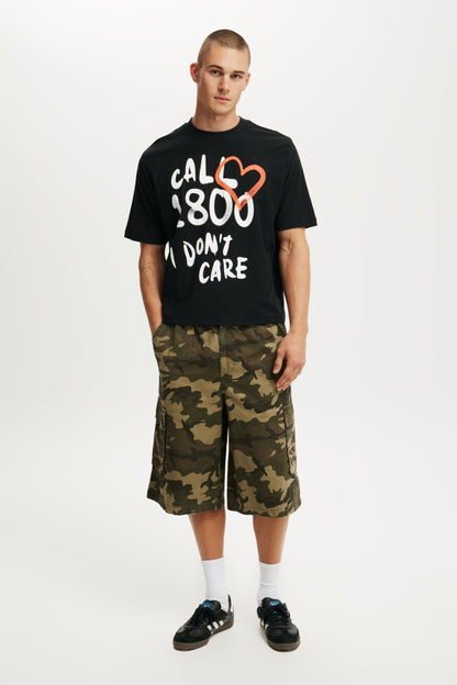 Cropped Fit Graphic T-Shirt
