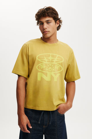 Cropped Fit Graphic T-Shirt