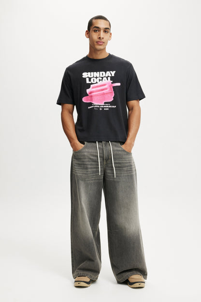 Cropped Fit Graphic T-Shirt