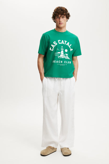 Cropped Fit Graphic T-Shirt