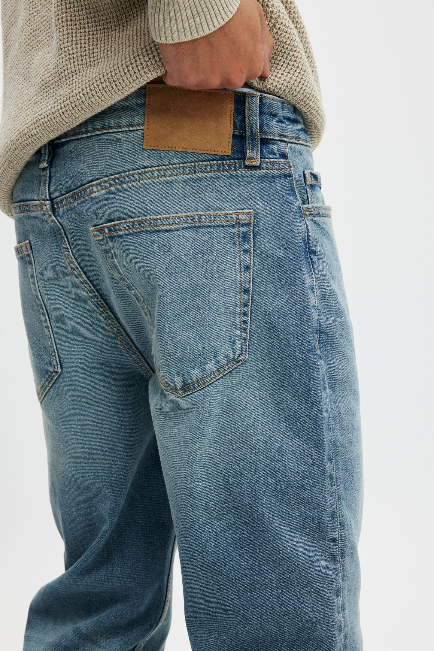 Regular Straight Jean