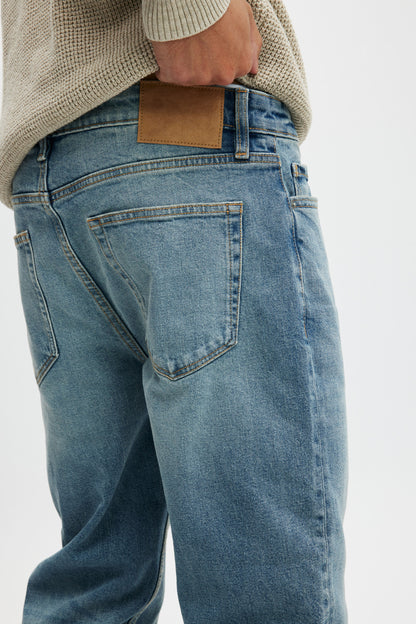 Regular Straight Jean