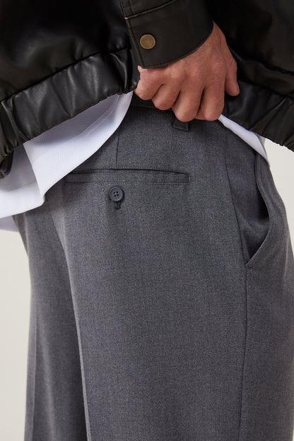 Relaxed Pleated Pant