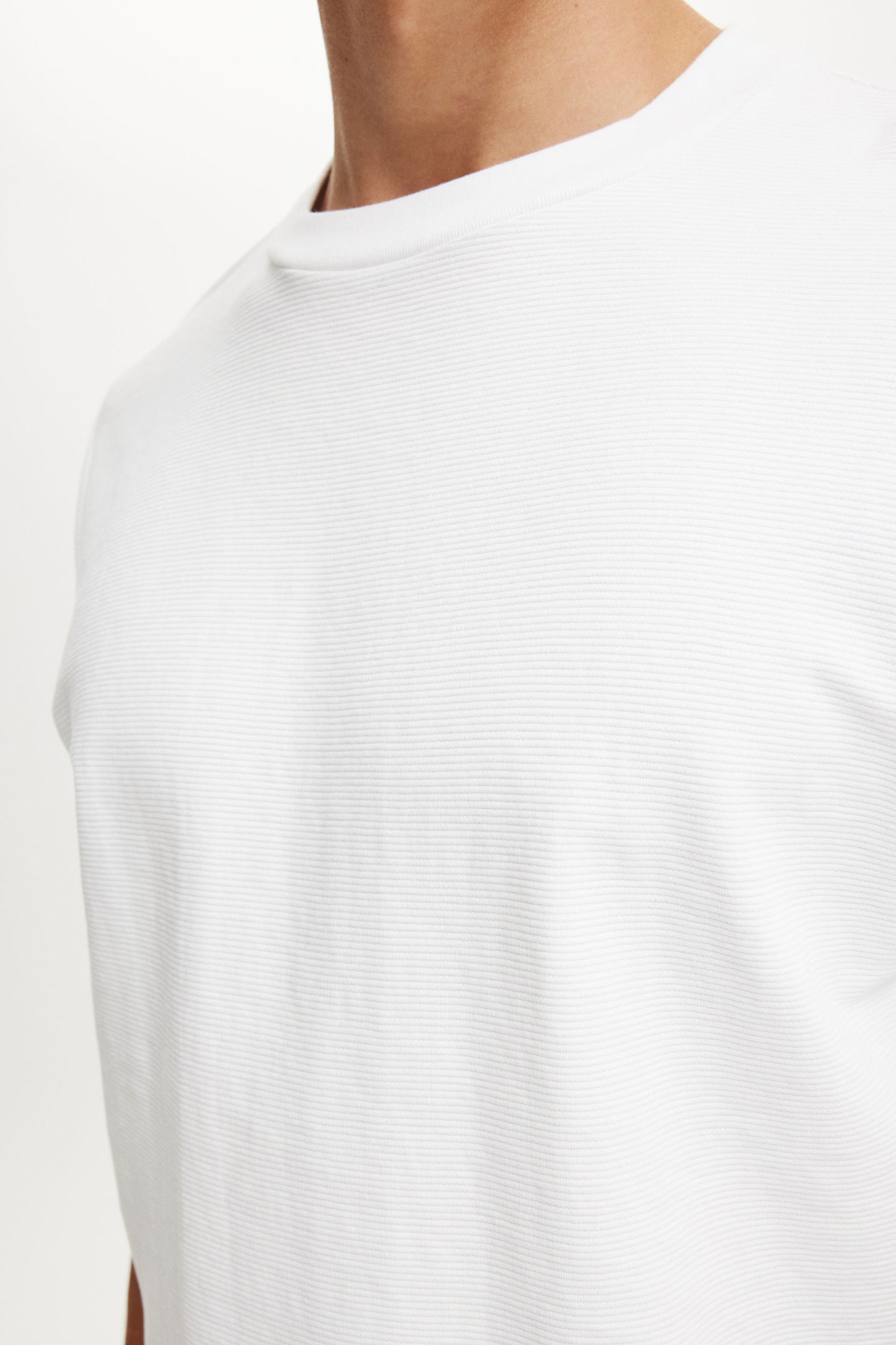 Cropped Fit Textured T-Shirt
