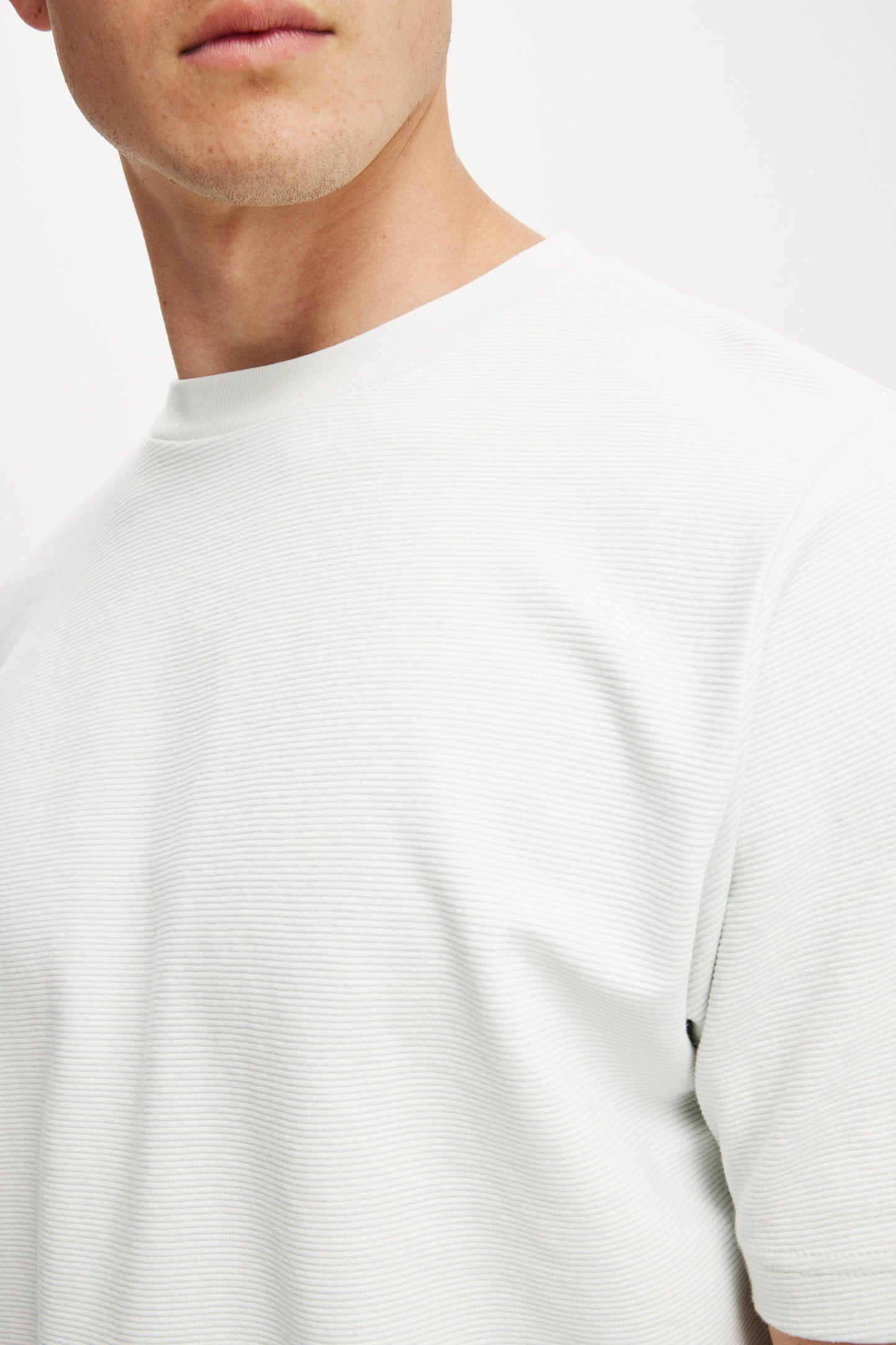 Cropped Fit Textured T-Shirt