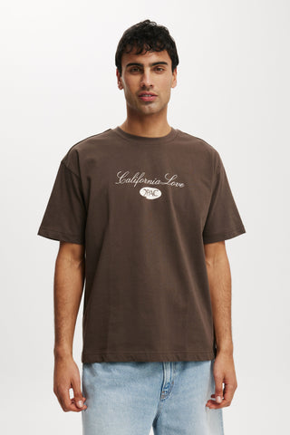Tupac Box Fit Premium Music T-Shirt