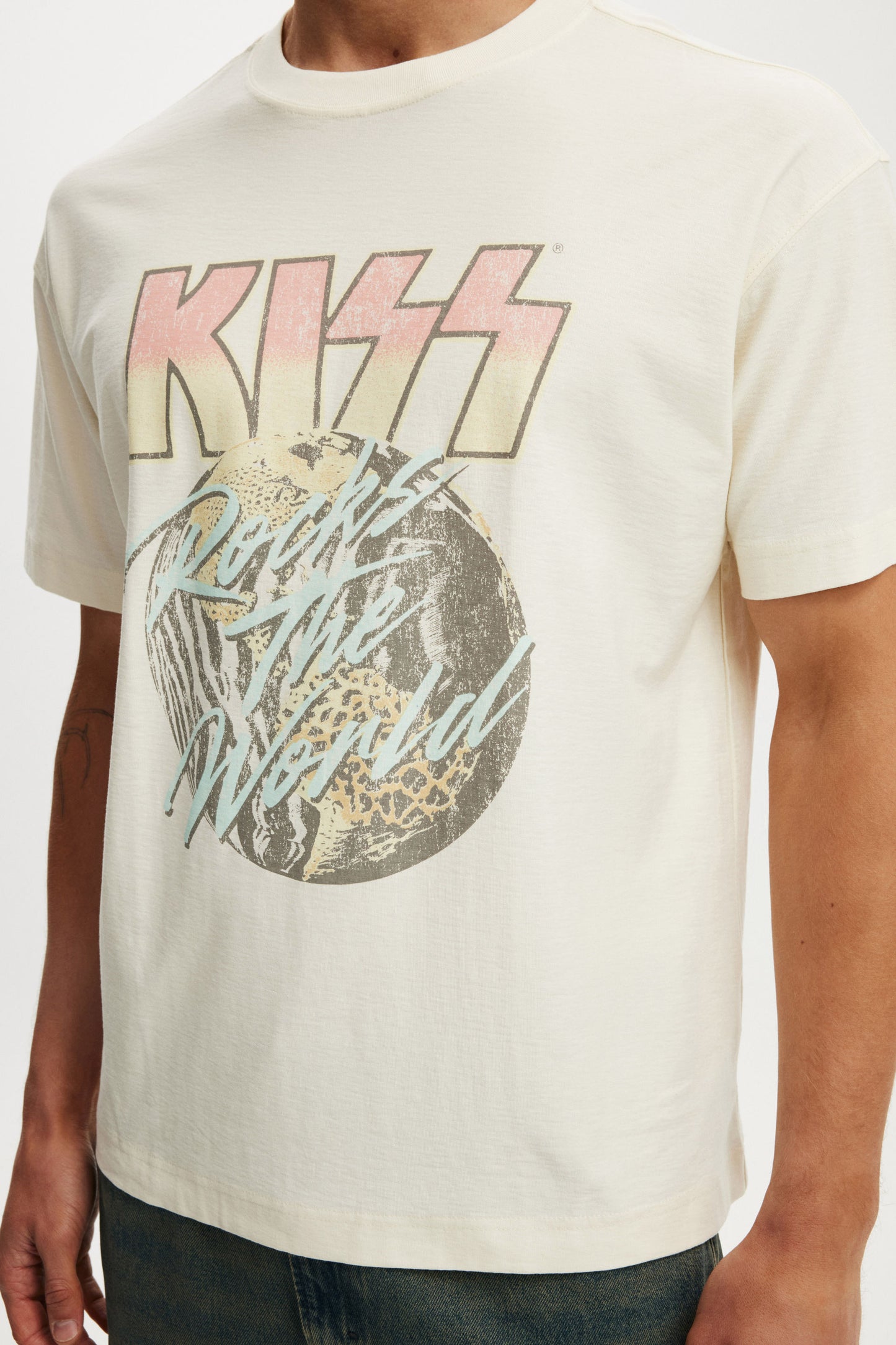 Kiss Box Fit Music T-Shirt