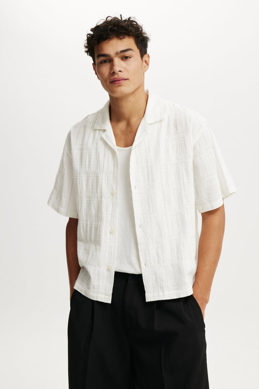 Box Fit Short Sleeve Shirt