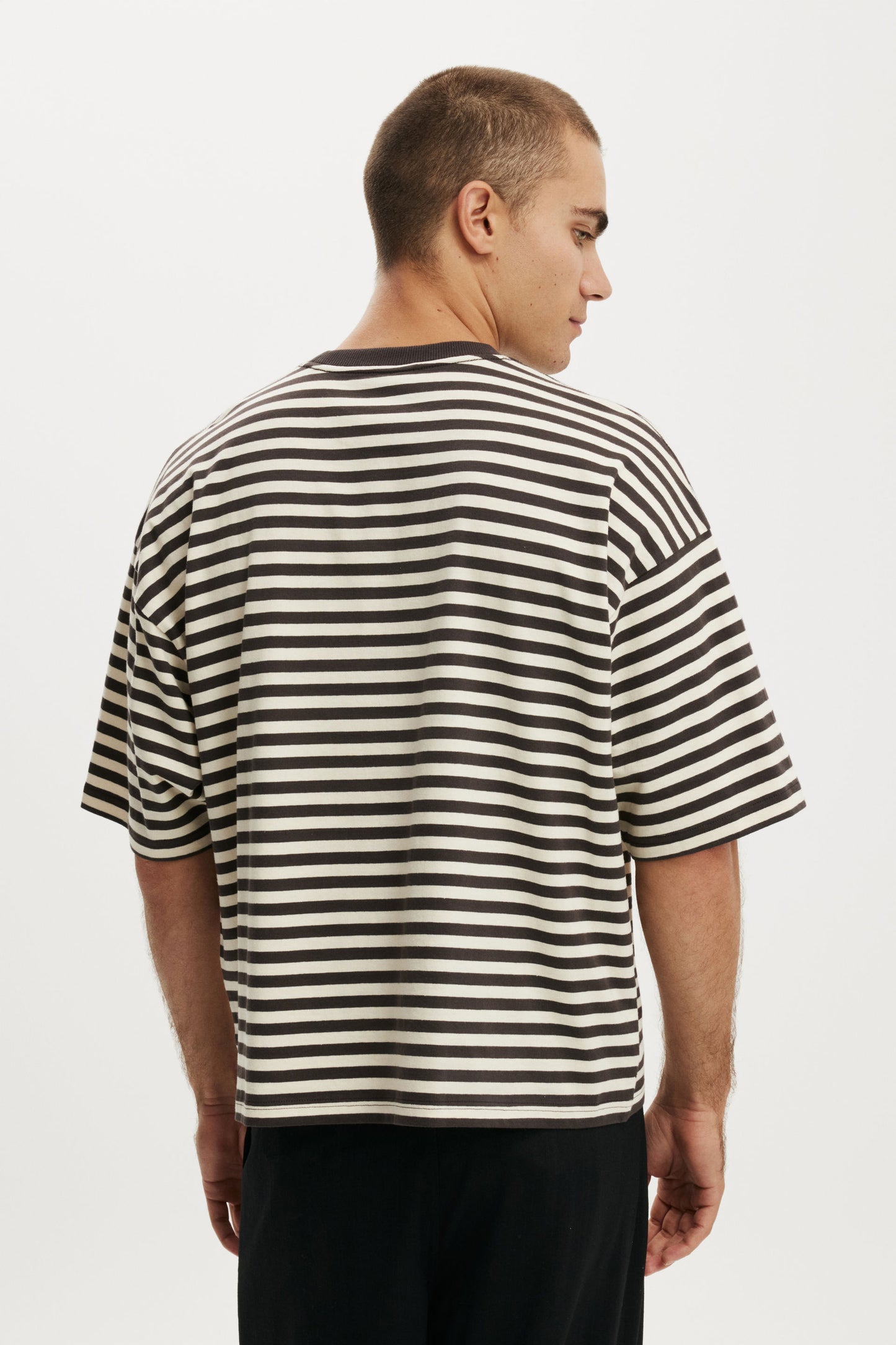Cropped Fit T-Shirt