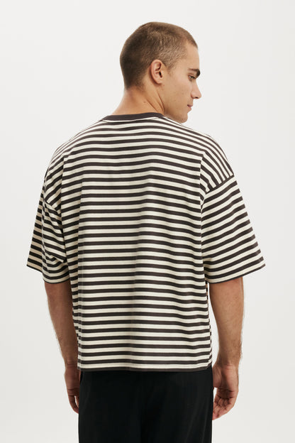 Cropped Fit T-Shirt