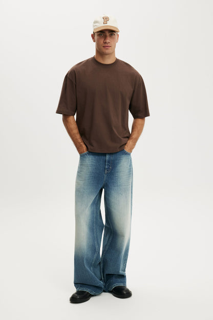 Cropped Fit T-Shirt