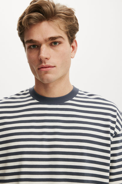 Cropped Fit T-Shirt