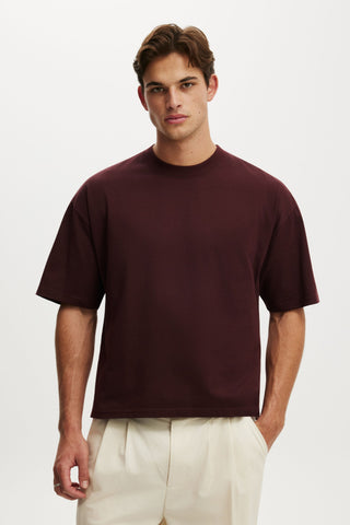 Cropped Fit T-Shirt