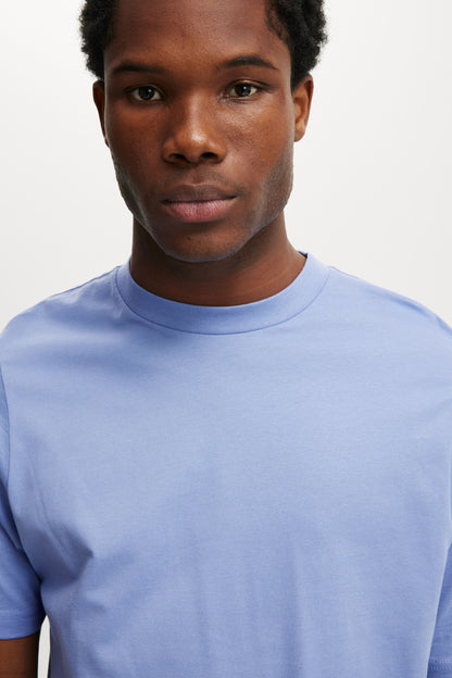 Cropped Fit T-Shirt