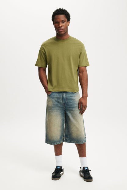 Cropped Fit T-Shirt